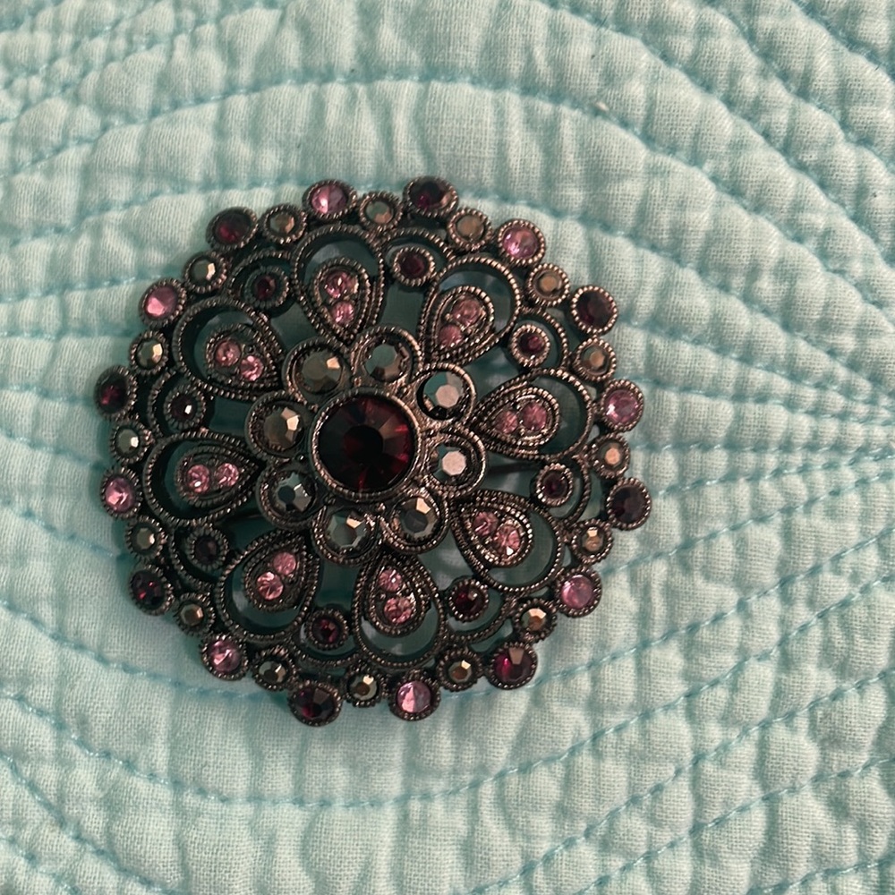 Monet Purple Stones Pin - Picture 5 of 6